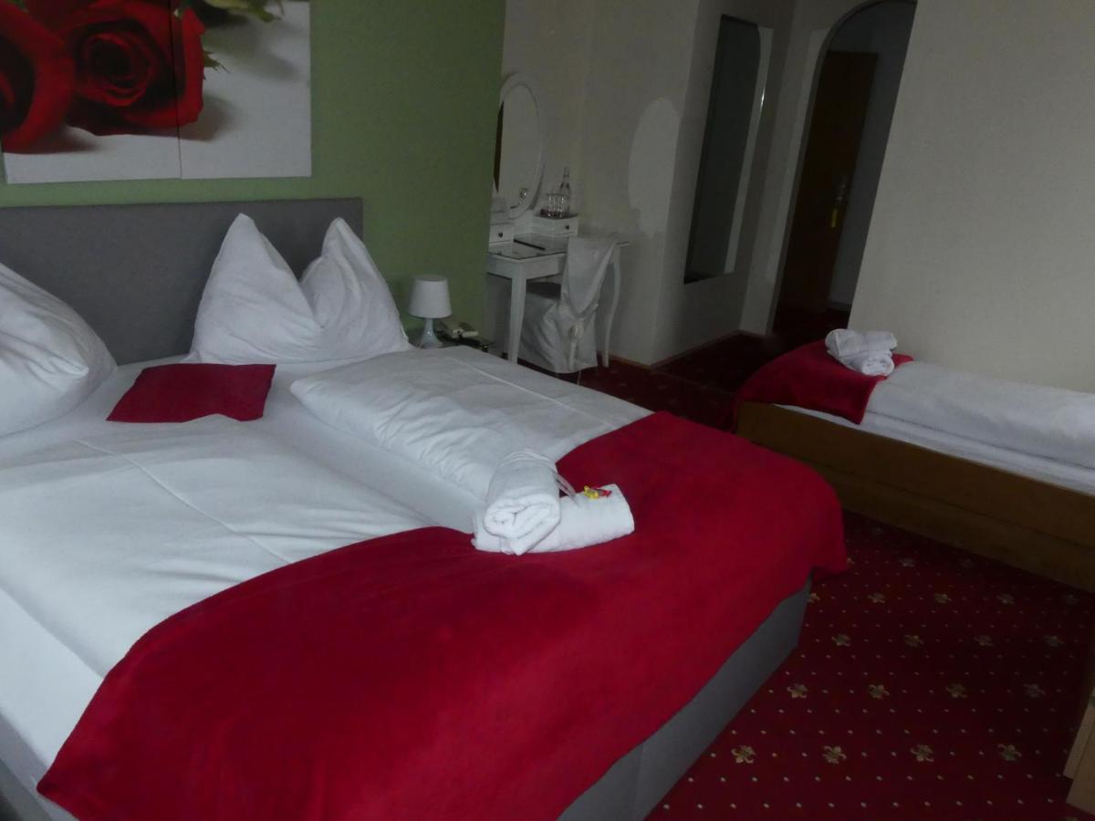 Hotel Kirchenwirt Bad Kleinkirchheim Exterior photo