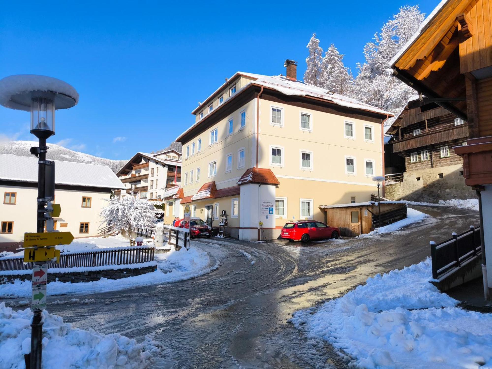 Hotel Kirchenwirt Bad Kleinkirchheim Exterior photo